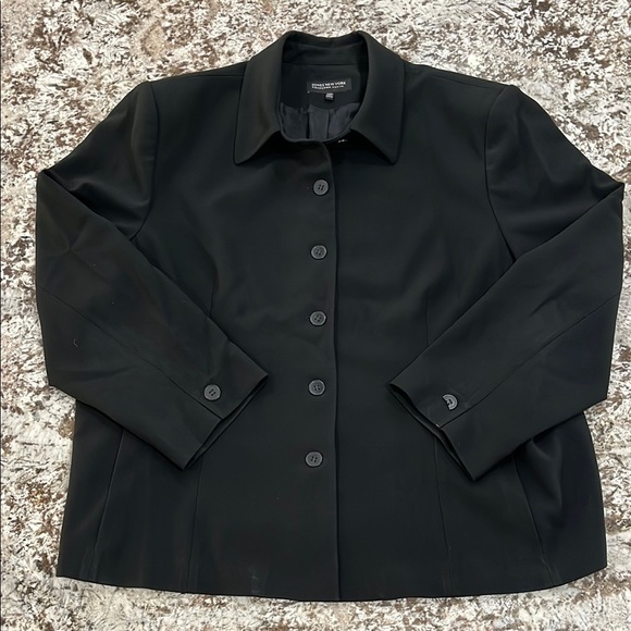 Jones New York Black Suit Jacket Plus Sized, 5 button - Picture 1 of 5